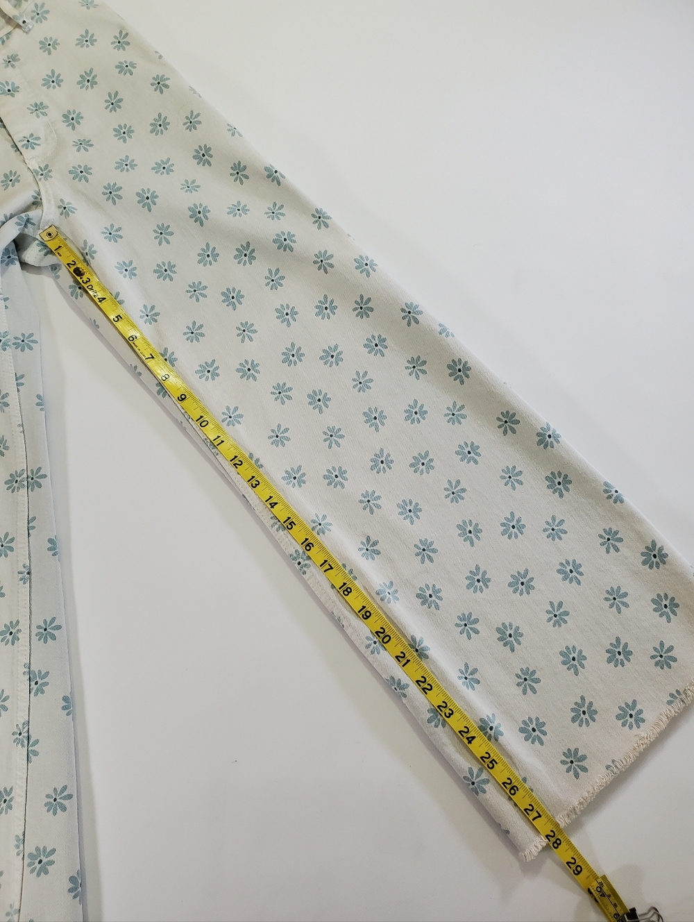🟢7653 * Zara Marine Straight Leg Floral Daisy Print Jeans Light Wash Size 2 - Picture 11 of 12